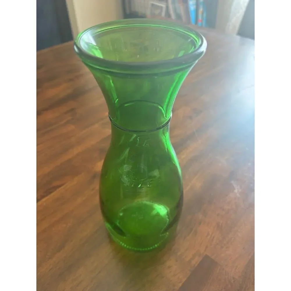 1 Liter Green Glass Carafe